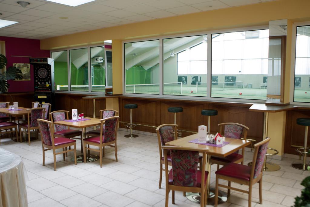 Neudorfl Tennis- Und Freizeitzentrum Neudoerfl מראה חיצוני תמונה