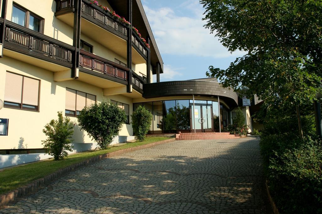 Neudorfl Tennis- Und Freizeitzentrum Neudoerfl מראה חיצוני תמונה