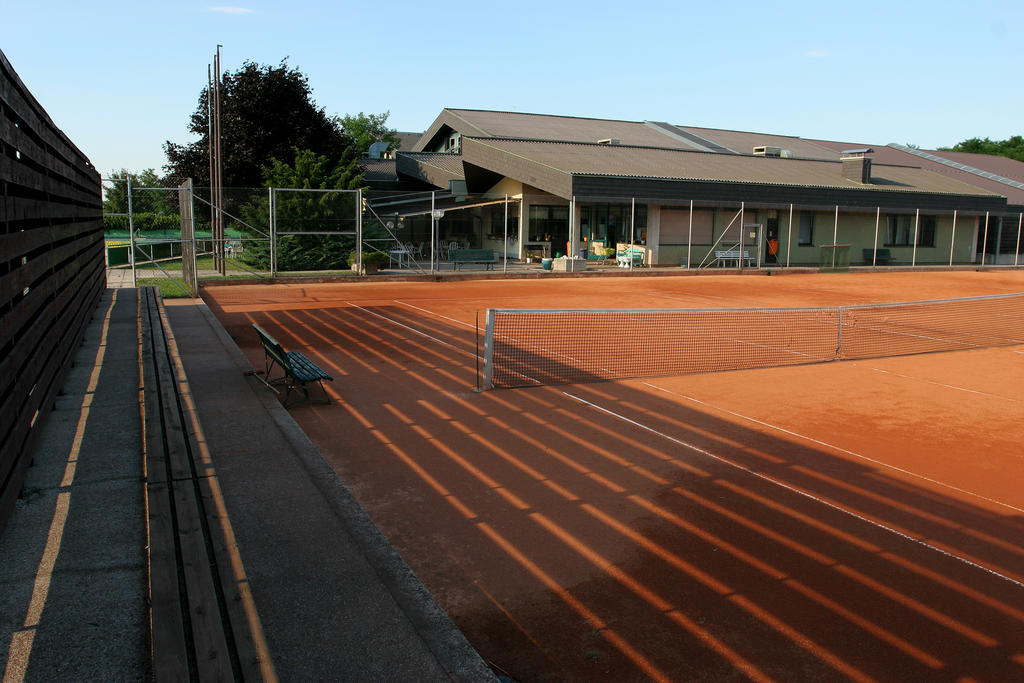 Neudorfl Tennis- Und Freizeitzentrum Neudoerfl מראה חיצוני תמונה